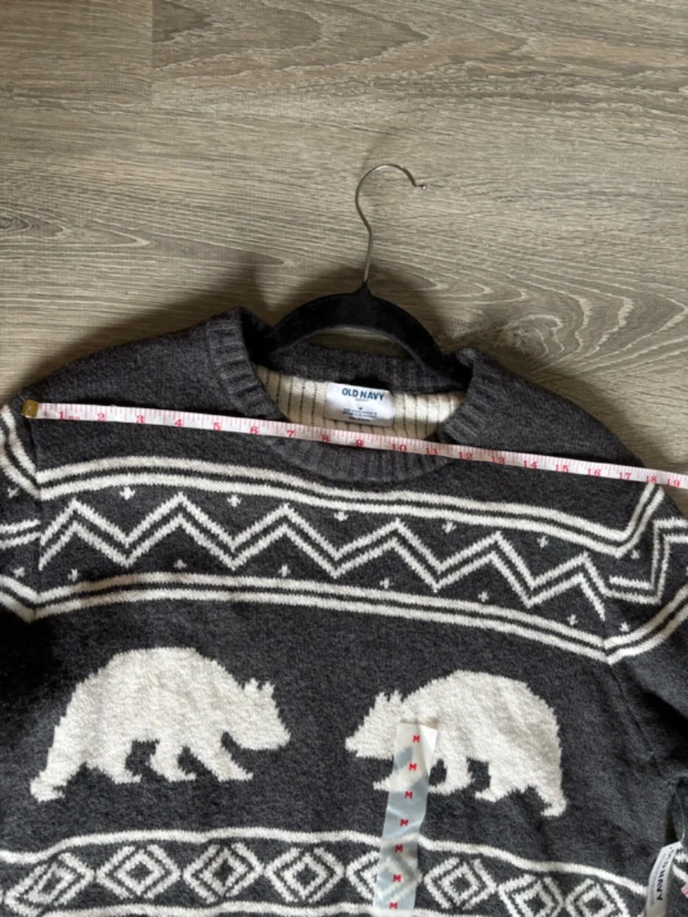 NWT Old Navy SoSoft Bear Fair Isle Sweater Size M